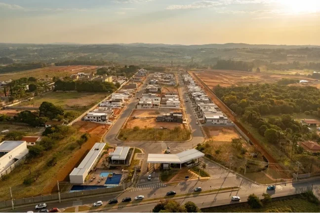 Imagem Casa de condomínio à venda em Jundiaí, Medeiros, com 4 quartos, 195m2
