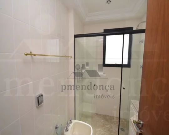 Imagem Apartamento Higienópolis com 197m², 3 suítes e 3 vagas.