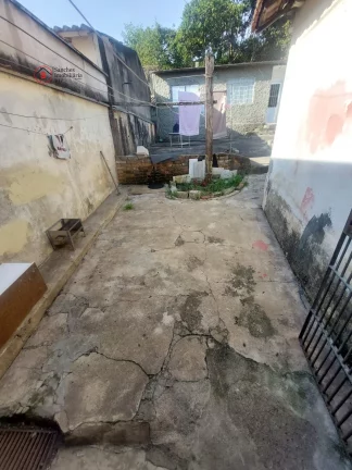 Imagem CASA TÉRREA A VENDA NA VILA LÚCIA, COM EDÍCULA. OPORTUNIDADE, PREÇO EXCELENTE. PRÓXIMO AOS METRÔS VILA PRUDENTE E TAMANDUATEÍ, 20 MINUTOS A PÉ.