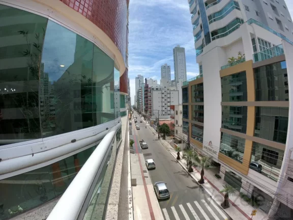 Imagem Apartamento com Terraço para Venda em Balneário Camboriú / SC no bairro Centro