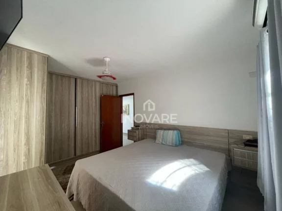 Imagem Casa com 4 dormitórios à venda por R$ 750.000,00 - Jardim América - Itumbiara/GO