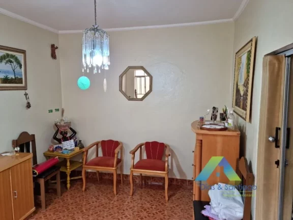 Imagem Sobrado com ótima localização 2 dormitórios