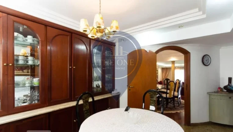 Imagem Apartamento de luxo à venda em Moema, São Paulo-SP! 3 quartos, 3 suítes, 4 banheiros, 3 vagas de garagem, 294m².