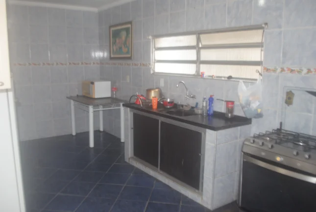 Imagem CASA À VENDA EM CONDOMÍNIO FECHADO