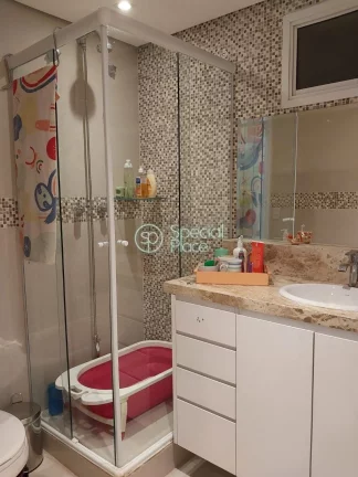 Imagem Excelente cobertura reformada no Panamby. Possui uma vista privilegiada, com privacidade, em condomÃ...