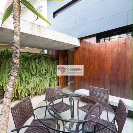 Imagem Casa à venda, 220 m² por R$ 3.900.000,00 - Vila Nova Conceição - São Paulo/SP