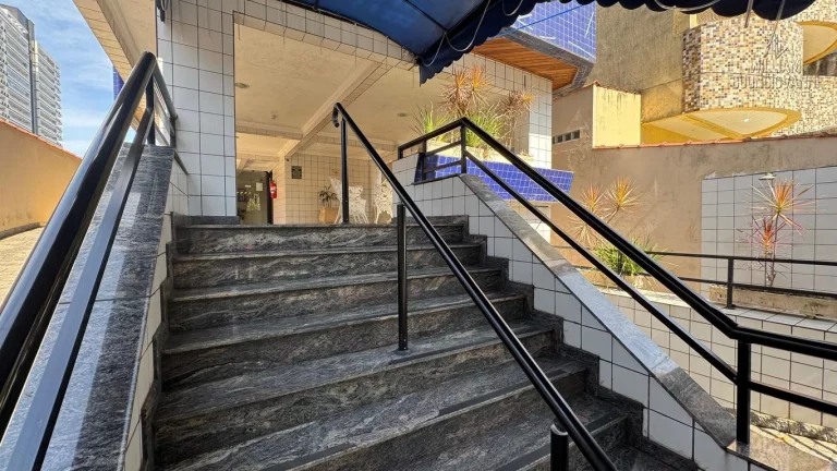 Imagem Apartamento 1 dormitório com sacada no bairro Canto do Forte