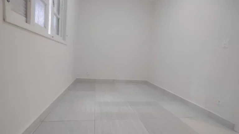 Imagem Casa à Venda em Maracanã, Praia Grande - SP