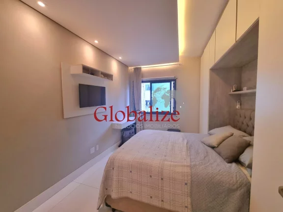 Imagem Apartamento de luxo à venda em Santos-SP, 3 suítes, 2 banheiros, 2 vagas demarcadas, 177m² no Boqueirão! R$1.800.000