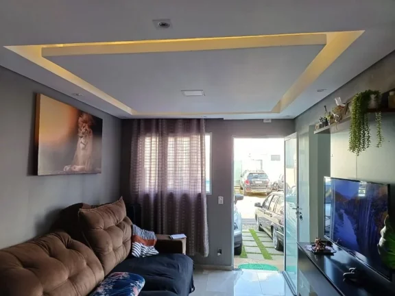 Imagem Sobrado com 2 dormitórios à venda, 64 m² por R$ 380.000,00 - Vila Colorado - Suzano/SP