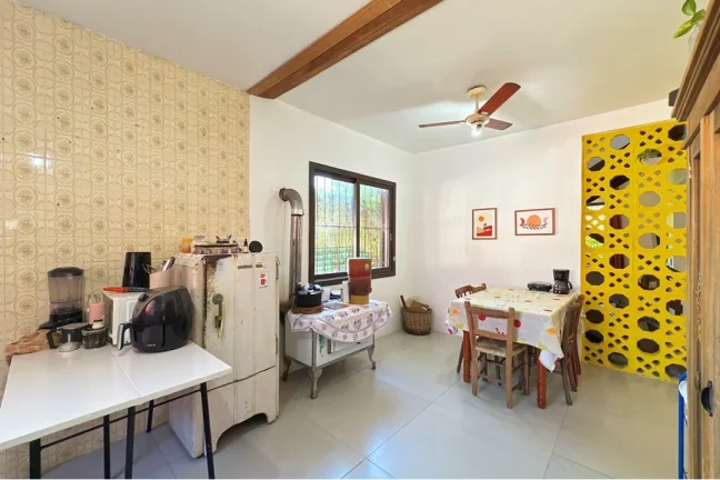 Imagem Casa para venda no bairro Vila Nova em Porto Alegre