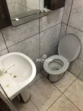 Imagem Sala para alugar, 189 m² por R$ 600,00/mês - Setor Dona Marolina - Itumbiara/GO