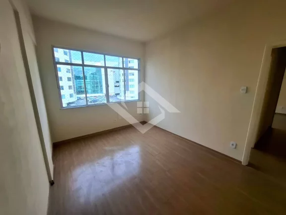 Imagem Vende Apartamento, Tijuca em frente ao Shopping 2 quartos, 64m2, sem vaga.