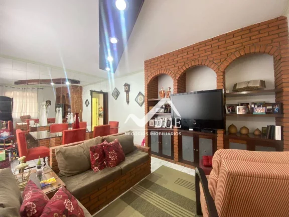Imagem Casa com 3 dormitórios à venda, 150 m² por R$ 550.000,00 - Vila Valença - São Vicente/SP