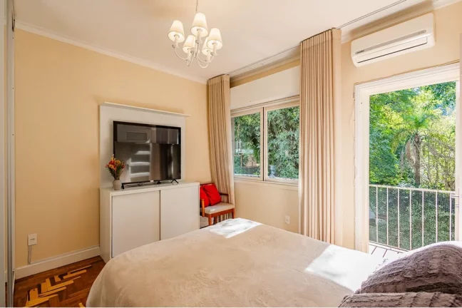 Imagem Apartamento à venda em Porto Alegre, Petrópolis, com 2 quartos, 91,8m2