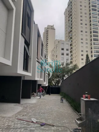 Imagem Sobrado Triplex Novo à Venda em Vila Mariana - São Paulo/SP.