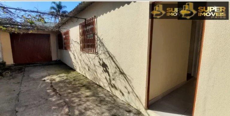 Imagem Casa Padrão para Venda em Fragata Pelotas-RS