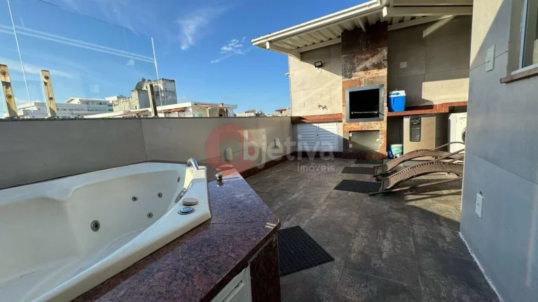 Imagem Cobertura duplex para venda, a 50 metros da Praia do Forte - Cabo Frio