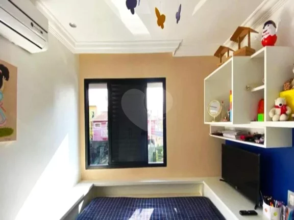 Imagem Casa à venda com 3 quartos, sendo 1 suíte, em Parque Monte Alegre, Taboão da Serra - SP