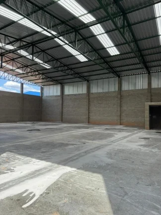 Imagem Barracão Galpão com 700m² George Oetterer Iperó - SP