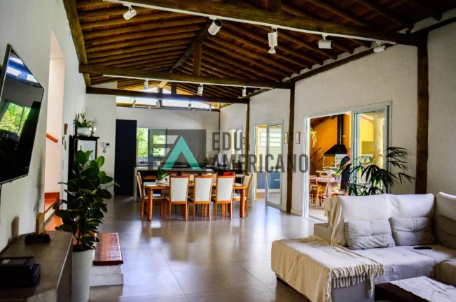 Imagem Casa em Loteamento Fechado de Alto Padrão