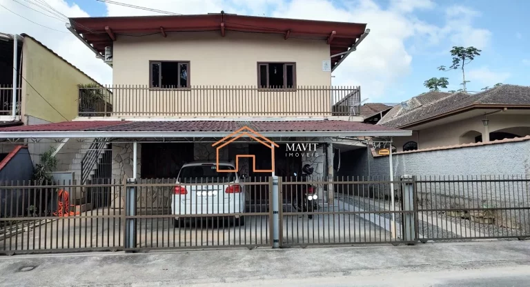 CASA RESIDENCIAL em JOINVILLE - SC, COSTA E SILVA