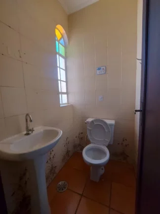 Imagem Casa Térrea para Locação Comercial na Granja Viana