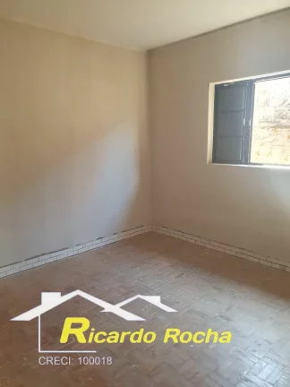 Imagem Grande oportunidade de casa grande e espaçosa !