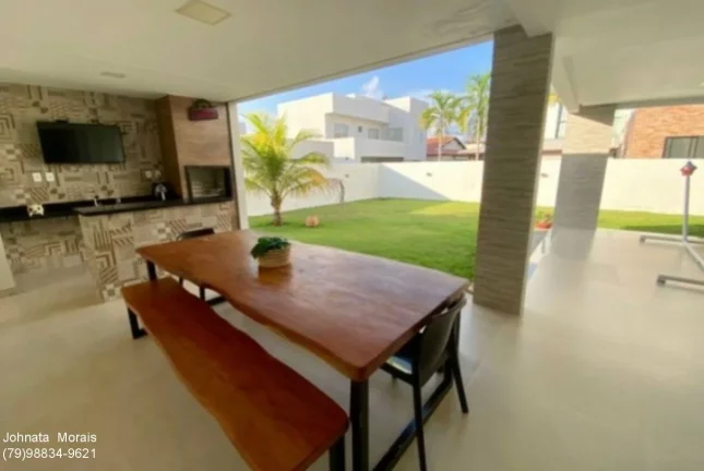 Imagem Casa à venda no Maikai Residencial Resort - 4 quartos, 4 suítes, área gourmet e 4 vagas de garagem.