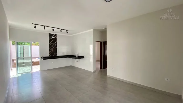 Imagem Belíssima casa ampla com piscina em Itanhaém á venda