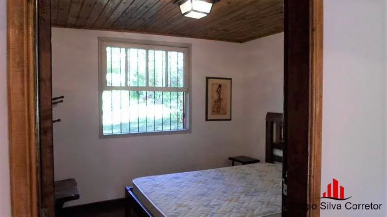 Imagem Casa a Venda Na Região do Chantal, em Campos do Jordão.