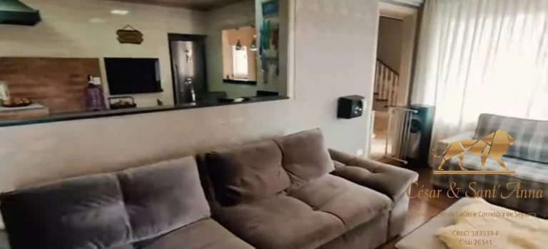 Imagem Linda e ampla casa a venda em Campos do Jordão-SP