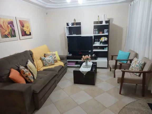 Imagem Sobrado com 3 dormitórios à venda, 191 m² por R$ 640.000,00 - Vila Maria de Maggi - Suzano/SP