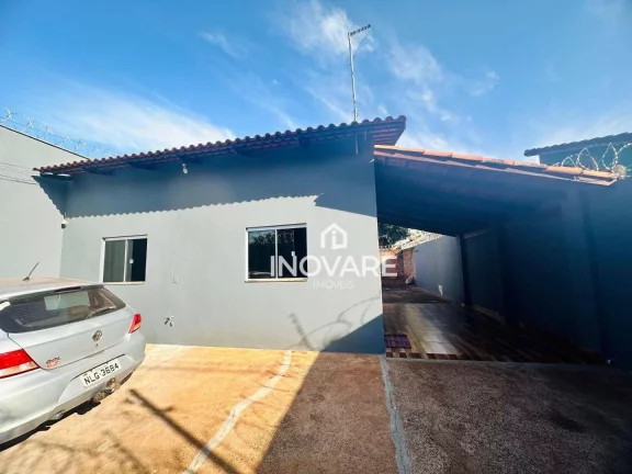 Imagem Casa com 2 dormitórios à venda, 91 m² por R$ 220.000,00 - Setor Dona Marolina - Itumbiara/GO