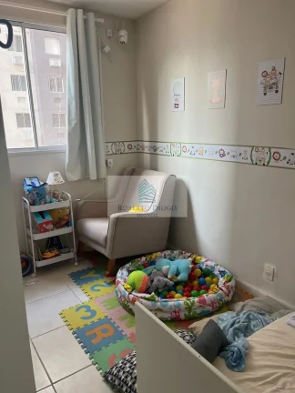 Imagem Apartamento à venda no Rio de Janeiro-RJ, bairro Camorim: 2 quartos, 1 sala, 1 banheiro, 1 vaga garagem, 50,00m².