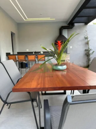 Imagem Linda casa à Venda em Atibaia com Vista para Pedra Grande