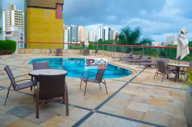 Imagem 4 Suites CIDADE JARDIM Apartamento com 210m2