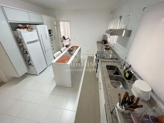 Imagem Casa à venda com 4 quartos e 4 vagas 358 m² no Alphaville 5 Santana de Parnaíba-SP