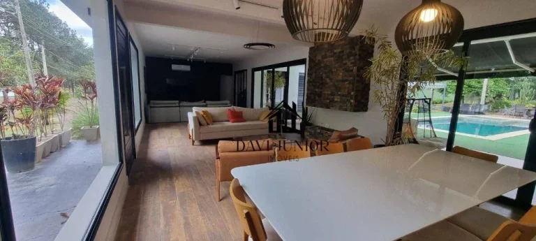 Imagem Casa com 6 dormitórios sendo 3 suítes e 1 master com closet à venda, 517 m² por R$ 2.200.000 - Condomínio Vivendas do Lago - Sorocaba/SP
