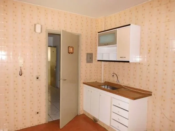 Imagem Ótima localização , 01 vaga, sala. 2 dormitórios, cozinha, wc, área de serviço e wc empregada ...