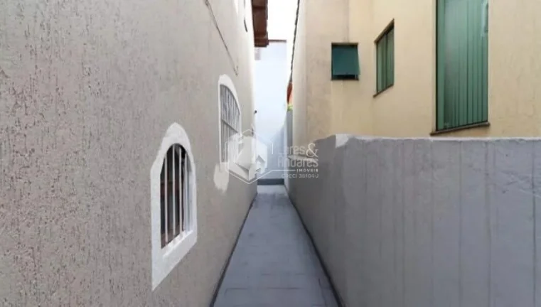 Imagem SOBRADO À VENDA, COM 3 DORMS SENDO UMA SUÍTE, ARMARIO NA COZINHA E QUARTOS, 2 VAGAS - VILA SANTA MARIA