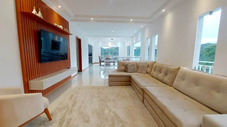 Imagem Casa à venda, 223 m² por R$ 1.400.000,00 - Albuquerque - Teresópolis/RJ