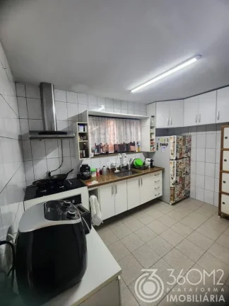 Imagem Sobrado para Venda em São Bernardo do Campo / SP no bairro Nova Petrópolis