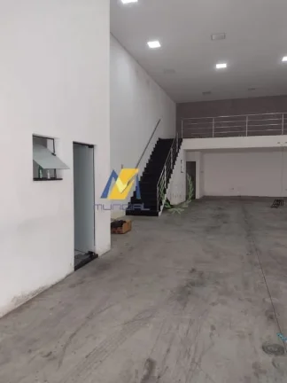 Imagem Galpão para Alugar com 300m² e 5 vagas!!!