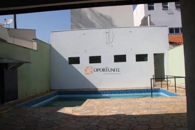 Imagem Casa comercial e ou residencial com piscina, sauna...