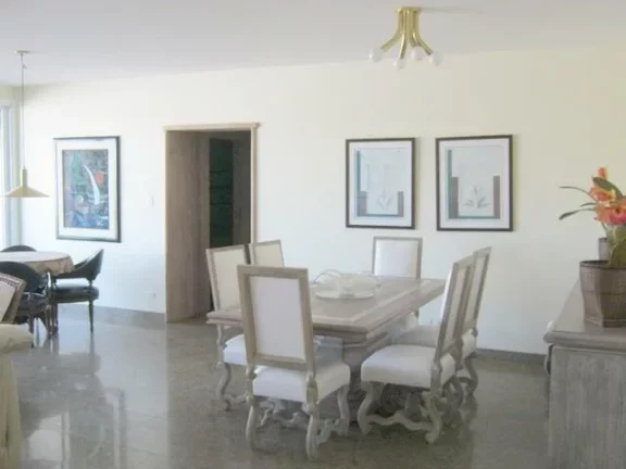Imagem Pitangueiras *Frente Total Mar,Vista Cinematográfica*,Local Nobre,200 M² de Área Útil,Fino Acabamento,2 Garagens,Top,Alto Padrão