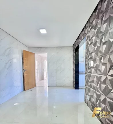 Imagem MARAVILHOSA CASA NA QUADRA DO MAR EM INTERLAGOS / VILA VELHA - ES
