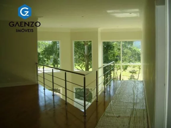 Imagem Linda Residencia em Alphaville/Tambore