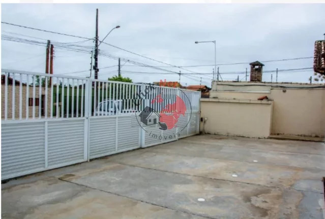 Imagem Sobrado em Condomínio , Troco por apto no ABC ,2 dorms c suite , quintal , 1 vaga ,bairro Cibratel II ,Itanhaem
