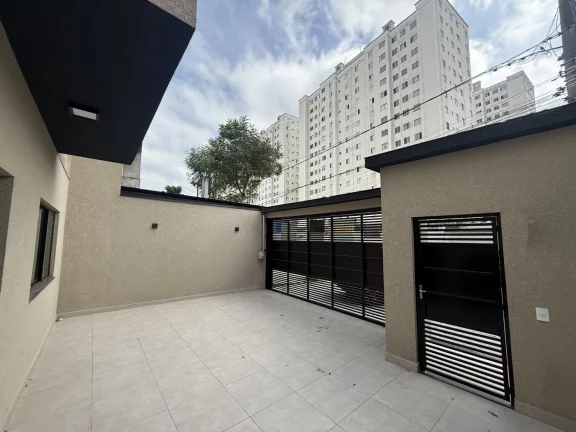 Imagem Casa à Venda com Piscina e Salão de Lazer no Portal dos Ipês - Cajamar/SP
